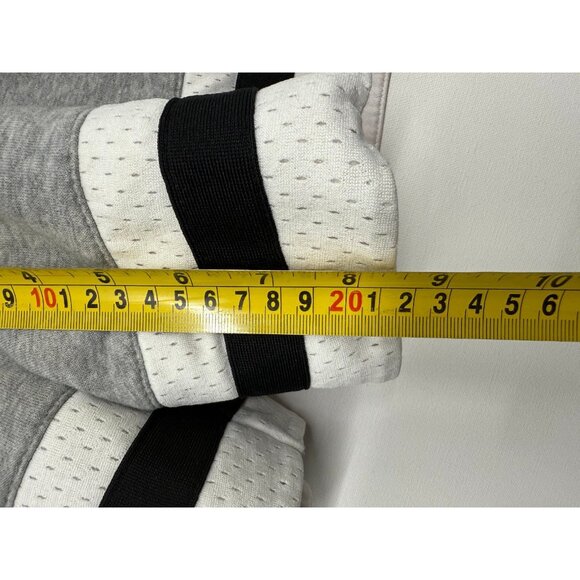 Nike Sportswear Tech Fleece Shorts Mens 2XL 8" Gray Heavy Sweat Style Gym Active - Picture 6 of 6